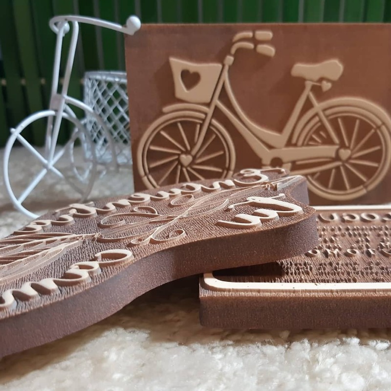SELLO DECORATIVO *S* 5 a7cm. APROX.