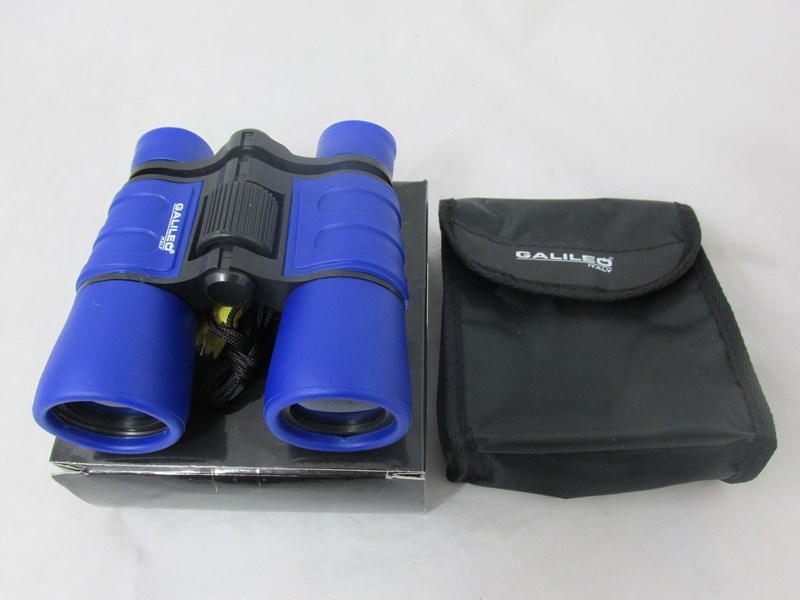 BINOCULAR RECUBIERTO EN GOMA