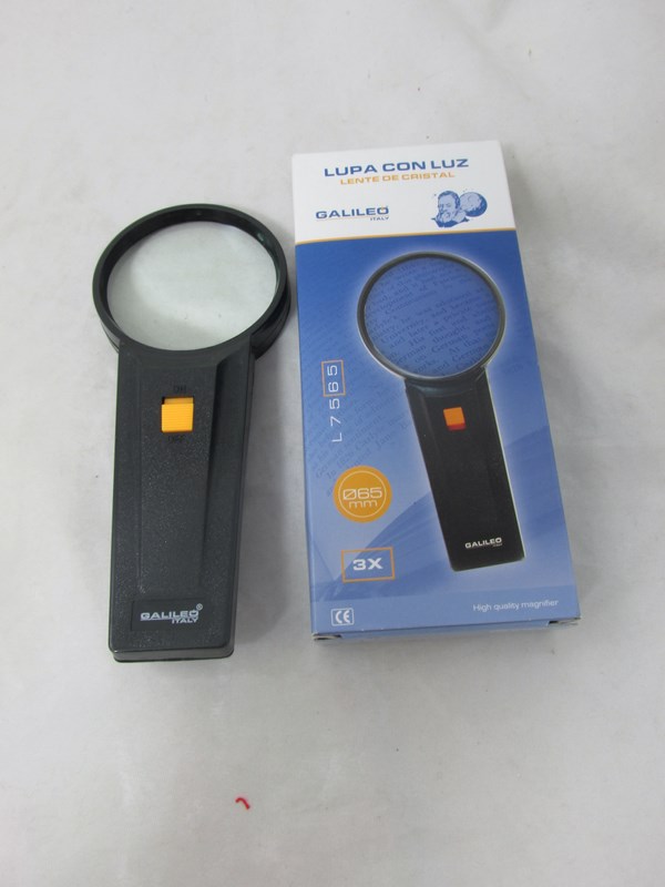 LUPA C/LUZ 65m. 3x LENTE DE CRISTAL