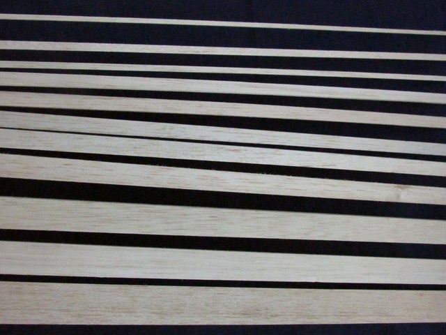 BALSA VARILLA 10x30mm.