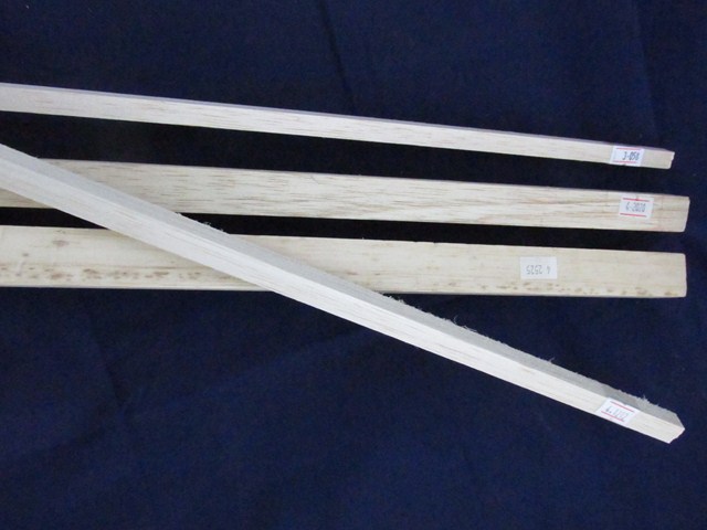 BALSA VARILLA 12x12mm.