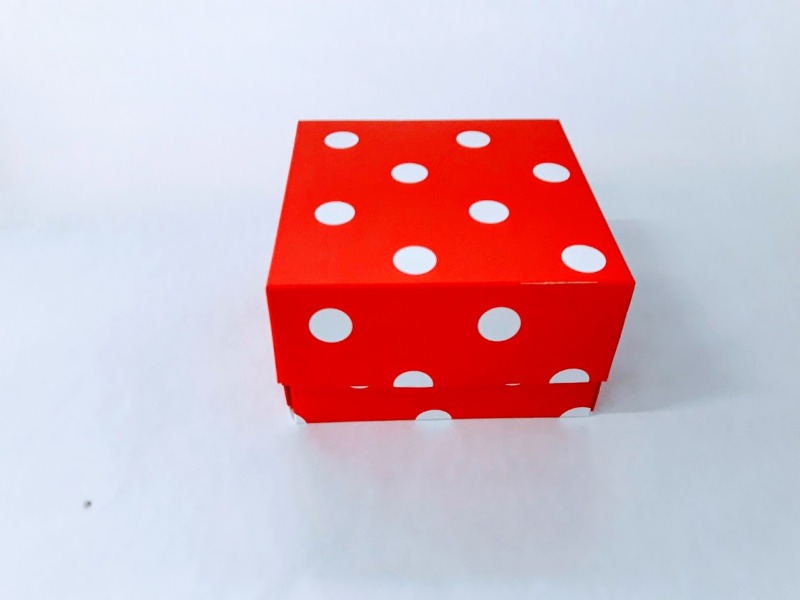 CAJA  LUNARES 16x15x9cm. MEDIUM
