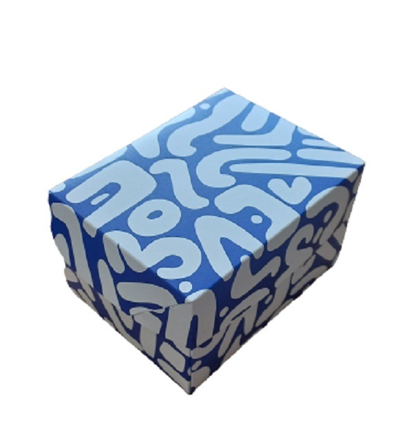 CAJA  CURVAS 18x14x12cm. (PORCION DE TORTA)
