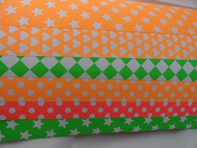 CARTULINA ENTRETENIDA SURT.FLUO
