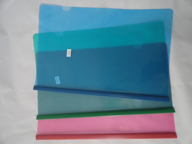 CARPETA  OF.C/VAINA LARGA COLOR LAMA