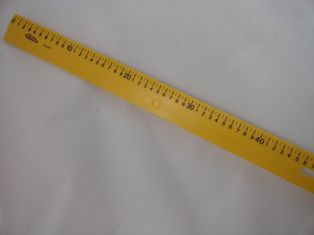 REGLA PLAST.P/PIZ.100cm.FIME