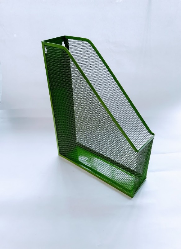 REVISTERO  METAL CALADO VERDE MANZANA
